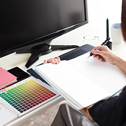 クリエイティブ (メディア・アパレル・デザイン)