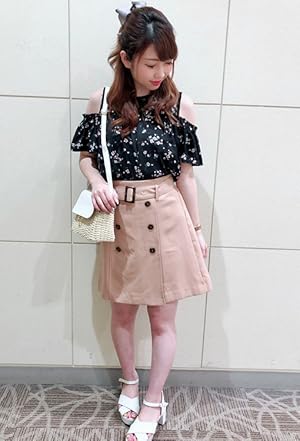 コーディネートのご紹介 Ingni イング レイヤー花柄肩あき トップス Amazon Co Jp