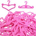 新しい20 pcs/lotかわいいピンクMix Hangers Accessories forバービーClothesドレスOutfitスカート靴人形Pretend Play House女の子ギフトおも