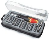 ラチェットハンドルや収納ケースを設定しRoadPro SST070 40ピースソケット＆ビット