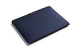 [Bellroy] Laptop Sleeve（14インチのMacbook Pro、耐水性のあるリサイクル素材、マグネット式開閉） - Navy