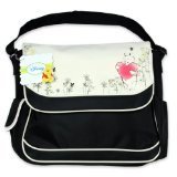 Disney Winnie the Pooh Large Garden Print Flap Diaper Bag by Disney [並行輸入品]