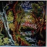 �t�@���E�g���b�N�E�m�C�Y���[�J�[