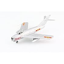 航空機・ヘリコプター MiG-17F 1:144 2 航空機・ヘリコプター MiG-17F 1:144 2 日本に MiG-17F 1:144 2