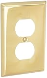 Stanley National Hardware V8002 Single Outlet Plate in Polished Brass [並行輸入品]