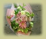 花束、ピンク系で癒しの花束、誕生日やお祝いに【BFM】