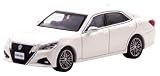 CARNEL 1/64 トヨタ クラウン アスリート S 2015 White Pearl Crystal Shine 完成品 CN640047