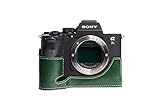 Sony ボディーハーフケース A7R5 A7M4 A74 A7S3 A1用 ボディケース バッテリーの交換でき 三脚ネジ穴付きカメラケース (グリーン)