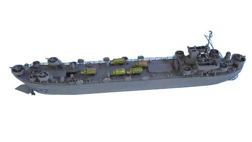 海上自衛隊 輸送艦 おおすみ（初代） 模型・プラモデル・本のおすすめリスト 辺境灯台 Biboulog (備忘録)