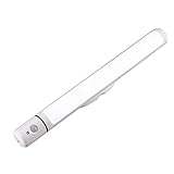 LED センサーライト 人感センサー搭載 マグネット付き 懐中電灯 乾電池式 省エネ 超寿命 貼り付け型 自動点灯 消灯 夜間ライト 防犯ライト室内照明 防災用品 ロッカー 玄関 廊下 家 リビング 