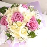 白い小鳥が付いたお悔やみアレンジメント★フォーエバー★セレクト★【生花】【お祝い】記念日】【誕生日】【フラワーギフト】【バラ】