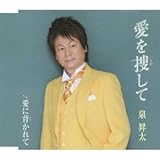 ����{����