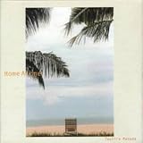 �z�[���E�A���[��