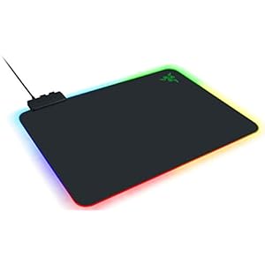 Razer Firefly V2 ゲーミングマウスパッド ハード Chroma RGB 19のライティングゾーン 【日本正規代理店保証品】