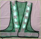 緑色LEDベスト(安全チョッキ) ５着セット　グリーンメッシュ/白銀色テープ LED-GW-G