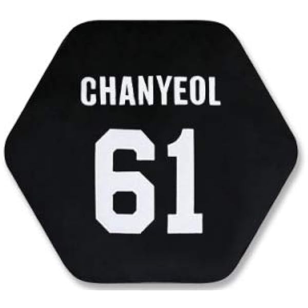 Amazon Co Jp Exo ロゴ Big クッション Chanyeol チャニョル ホビー 通販