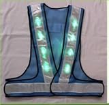 エース神戸 緑色LEDベスト ５着セットライトブルーメッシュ・白銀色テープLED-LBW-G