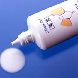 Amazon くびすじファンデ の医薬部外品版 首もと専用薬用ファンデ トミーリッチ薬用エレガントkuviファンデ こちらの商品の内訳は のみ Dlg ファンデーション 通販