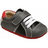 【並行輸入】シーカイラン　ジュリアン　トレイナー　ウィズ　レッド　アクセント　グレー/ブラック　See Kai Run Julian Trainer With Red Accents Gray/Bla