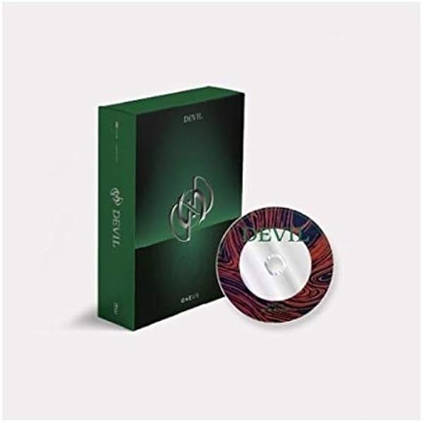 Amazon.co.jp: [BLOOD Ver.] ONEUS (ワンアース) - BLOOD MOON (CD+
