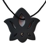 Lotus Teething Necklace by Zen Rocks - a Stylish New Twist to Teething - Onyx by Zen Rocks [並行輸入品]