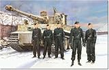 プラッツ ドラゴン 1/35 WW2 ドイツ ティーガーI 初期生産型 ヴィットマン指揮車 マジックトラック/アルミ砲身/3Dプリントマズルブレーキ/フィギュア5体/戦車兵アクリルスタンド付属 豪華仕様 プラモデル DR6730A (戦車)