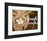 AshleyフレームプリントLove Quote Inspirational Quote on the Girl HoldingホワイトフラワーLaugh Everyday、壁アートホーム装飾、ag6