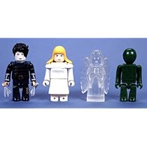 KUBRICK シザーハンズ ABS&amp;PVC 塗装済みアクションフィギュア Amazon.co.jp: KUBRICK シザーハンズ ABS&PVC 塗装済み