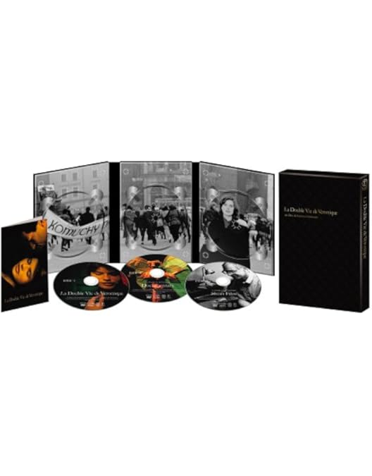 Amazon.co.jp: トリコロール コレクターズBOX [DVD] : ジュリエット・ビノシュ, ジュリー・デルピー, イレーヌ・ジャコブ,  クシシュトフ・キェシロフスキ: DVD 極美品⭐︎トリコロール コレクターズ DVD BOX