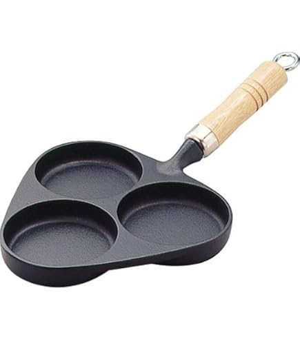 Amazon.co.jp: 岩鋳 Iwachu オムレツパン24(木柄付) 黒焼付 内径23.5cm