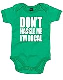 (私はローカルです、巻き込まないで下さい。) Don't Hassle Me I'm Local, プリント　ベビースーツ - グリーン/白 12-18 ヶ月