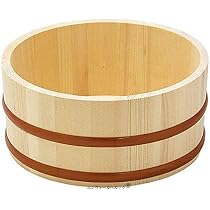 Amazon｜ぬくもりを感じる天然木の 風呂椅子 バスチェア 小 24×14×高さ