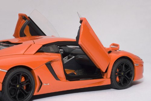 ミニカー Lamborghini LP700-4 AUTOart 1:43 1/43 AUTOart LAMBORGHINI AVENTADOR LP700-4 (GRIGIO ESTOQUE