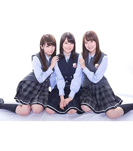 Amazon.co.jp: 乃木坂46 シングル 白石麻衣 三番目の風 制服衣装 西野