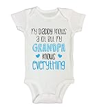Daddy Knows AロットMy Grandpa Knows Everything新生児Funny Onesie カラー: ホワイト