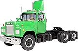 プラッツ AMT1039 1/25 マック R685ST セミ・トラクター 未塗装プラスチックモデルキット