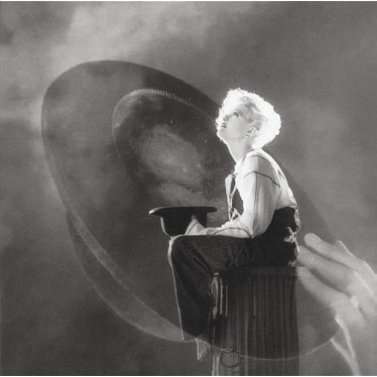 シンディ・ローパー / シャイン Amazon.co.jp: Shine: ミュージック