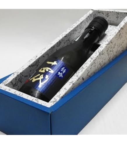 Amazon.co.jp: 十四代 吟撰 720ml 高木酒造 : 食品・飲料・お酒