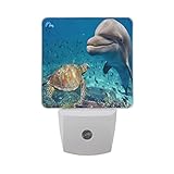 Alaza Sea Turtle Coral Underwater world LED night light dusk to dawnセンサープラグin Night Home Decorデスクランプ