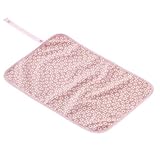 わくわくお食事タイムのベビーランチョンマット・シート　可憐で清楚なスカンジナビアフラワー（ピンク）　B0601100　日本製