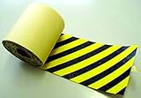 トラクッションロール　黄／黒　２４０幅×１０Ｍ巻
