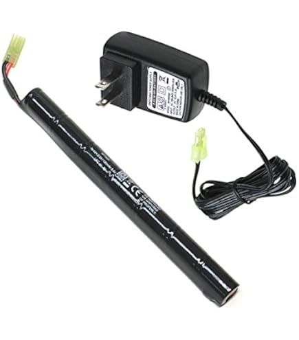 電動ガン用UFC.ニッケル水素8.4V.ミニタイプバッテリー【黒色】+専用充電器 ゆうパケット対象】ニッケル水素 8.4V 1100mAh ミニタイプ