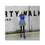 MiniRealm 1/64 フィギュア 女性 塗装済み ミニチュア ジオラマ用 ミニカー用 モデル女子 完成品 スケールフィギュア MR0139 [並行輸入品]
