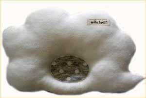 Amazon ベビー枕 ドーナツ枕 雲 ベビー雑貨 日本製のビセラのベビー用品 お手ごろなお値段でこの内容 出産祝いやギフトにもどうぞ ベビー枕 ベビー マタニティ 通販