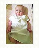 ベビードレス☆シンプルリボン「BASIC BOW 」ピュアホワイト 赤ちゃんの出産祝い・ファーストフォトに♪