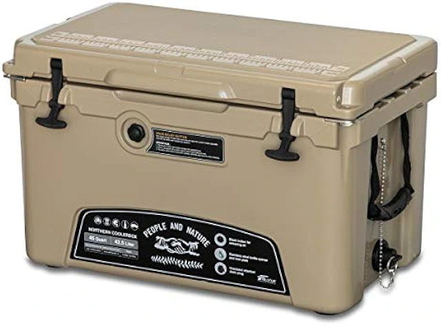 FIELDOOR ノーザンクーラーボックス 【容量42.5L / サンド】 密閉 長時間 保冷 キャンプ BBQ 釣り レジャー 災害