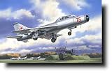 Aモデル 1/72 スホーイ Su-9 複座ジェット練習機 プラモデル AM72122