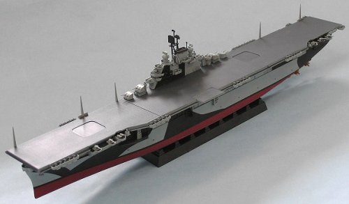 1/700 米海軍エセックス級空母（短船体）スーパーセット Amazon | Five Star Model 1/700 米海軍エセックス級空母 (短い