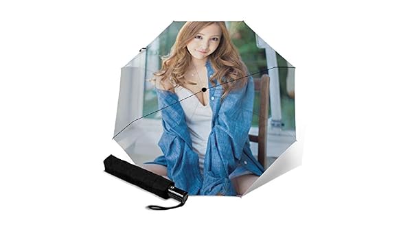 Amazon Co Jp 板野友美 いたのともみ ともちん6 携帯型と軽量タイプ 自動三つ折り傘 折りたたみ傘 自動開閉 高密度pg布 高強度グラスファイバー8本骨 遮光 遮熱 耐風撥水 軽量ポータブル耐久性 服 ファッション小物