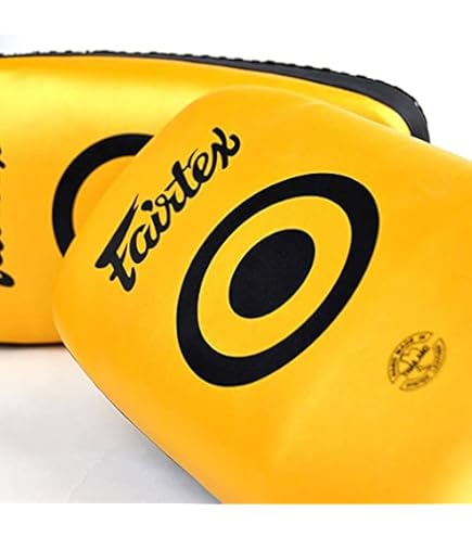 田頭⭐︎Fairtex KPLC6 スモールカーブタイパッド⭐︎ Amazon | Fairtex KPLC6 ムエタイ キックボクシング スモール